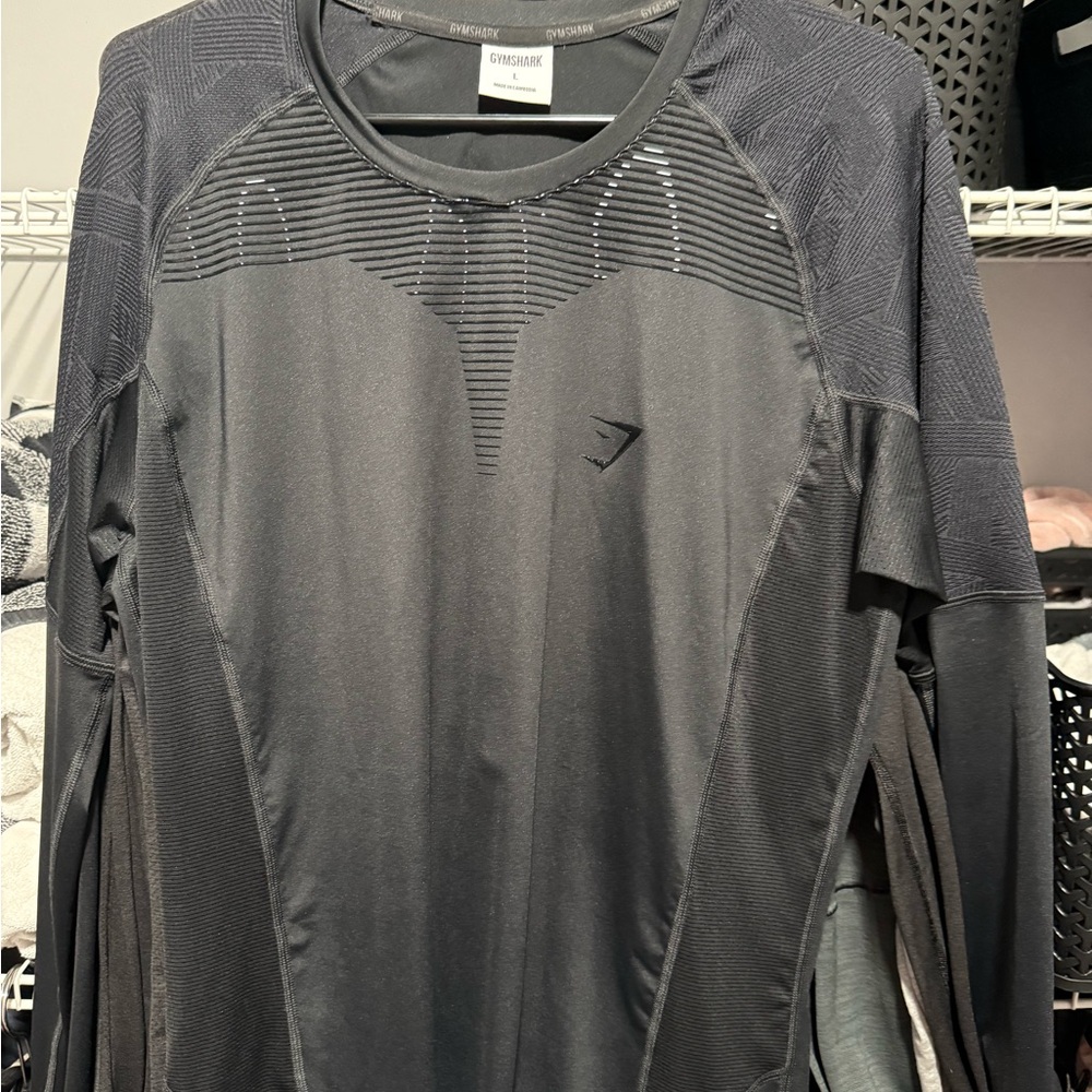 Gymshark Men's Black Long Sleeve Shirt